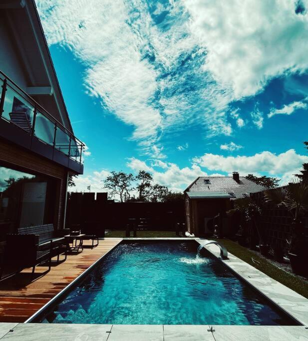 Villa Dreamy Vibes Mit Privatem Pool & Rheinblick Нідеркассель Екстер'єр фото