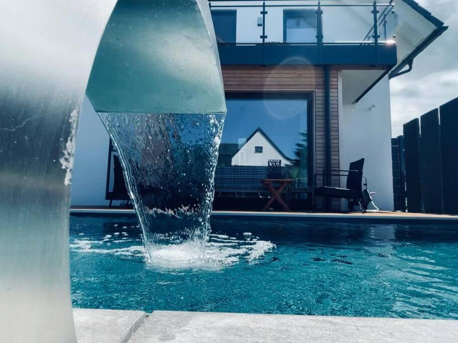 Villa Dreamy Vibes Mit Privatem Pool & Rheinblick Нідеркассель Екстер'єр фото
